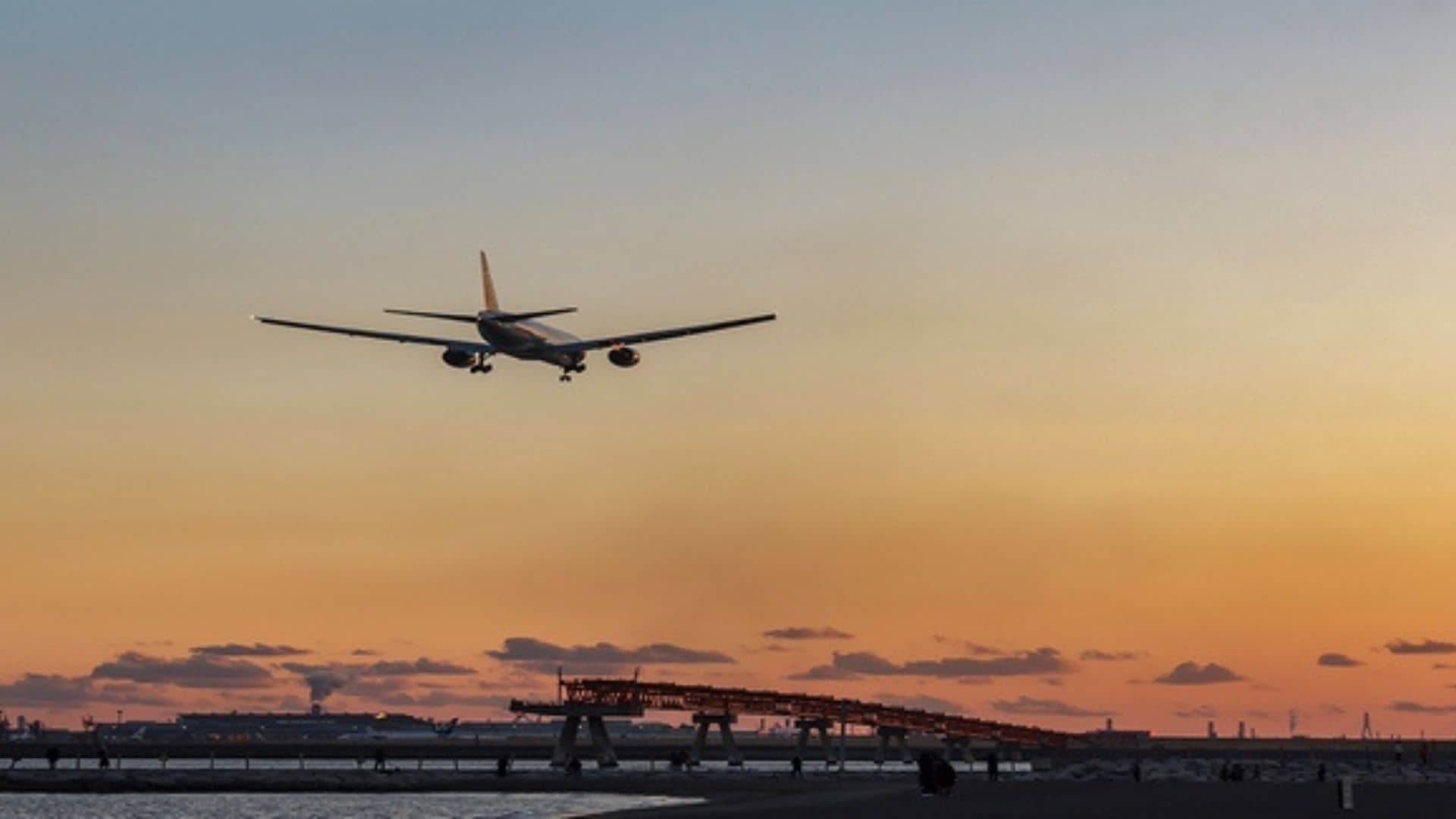 مزایا و معایب پرواز لحظه آخری