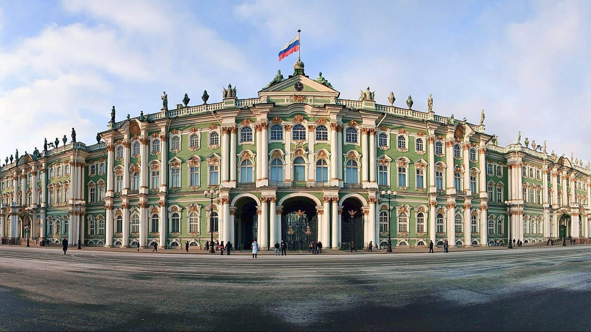 کاخ زمستانی - تور سنت پترزبورگ