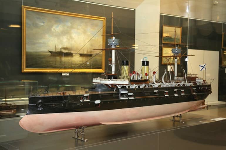 موزه نیرو دریایی (Central Naval Museum)