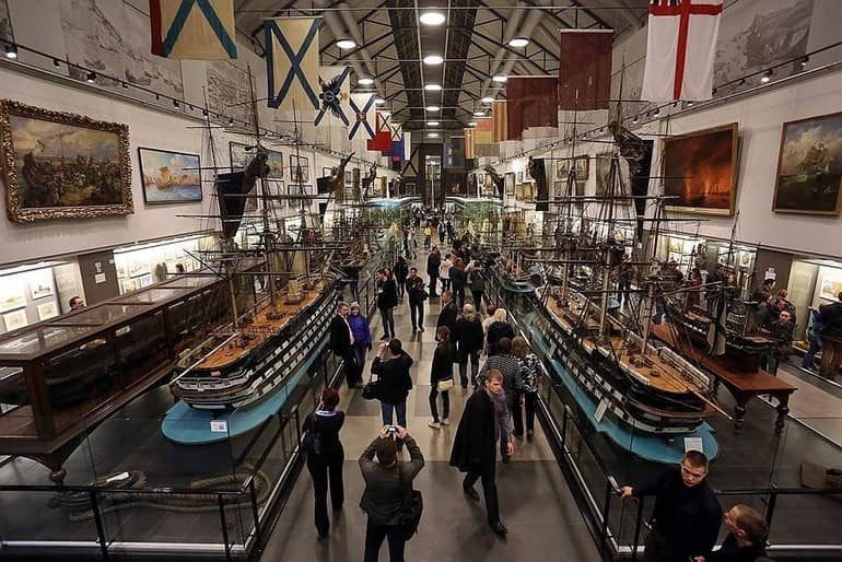 موزه نیرو دریایی (Central Naval Museum)