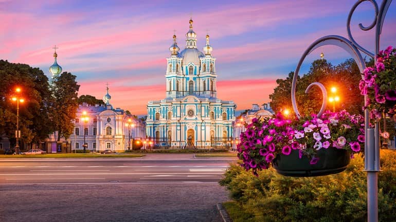 راهنمای اخذ ویزا توریستی روسیه