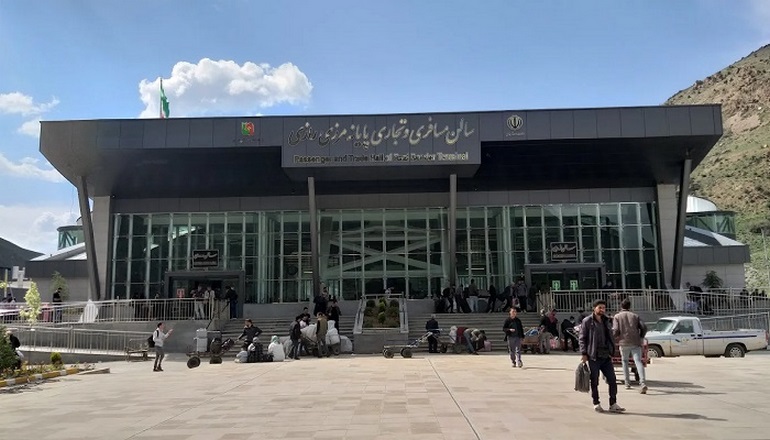 مرزهای زمینی و دریایی ایران